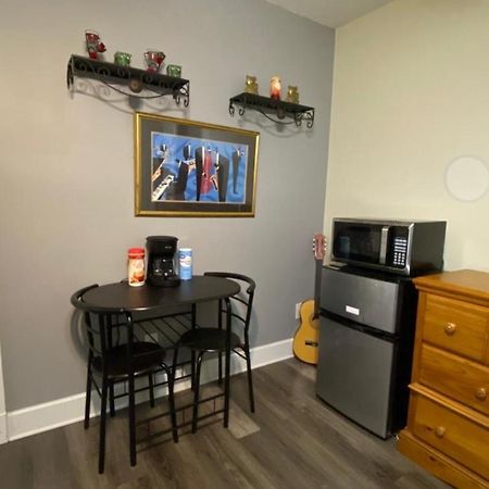 A Treasure Coast Gem- Private Entrance And Private Bathroom Port St. Lucie Eksteriør bilde